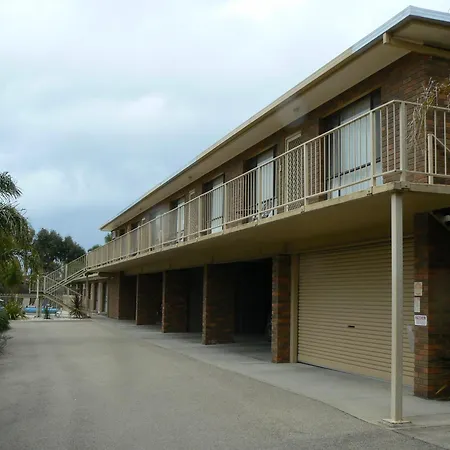 Allambi Holiday Apartments-3